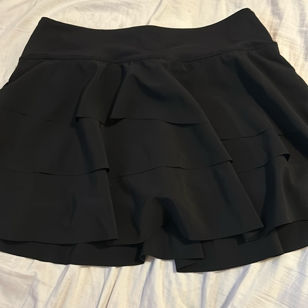 black skirt